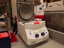 Easy-to-Use Microcentrifuge