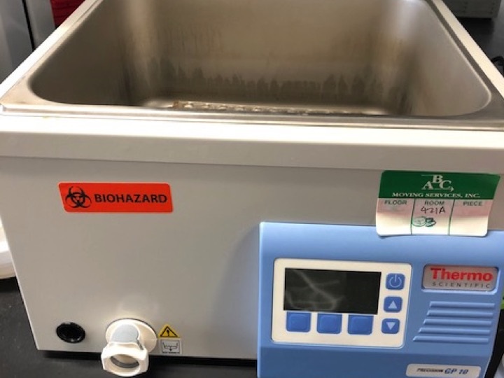 Compact Size Water Bath that Is Perfect to Have in a Small Cell Culture